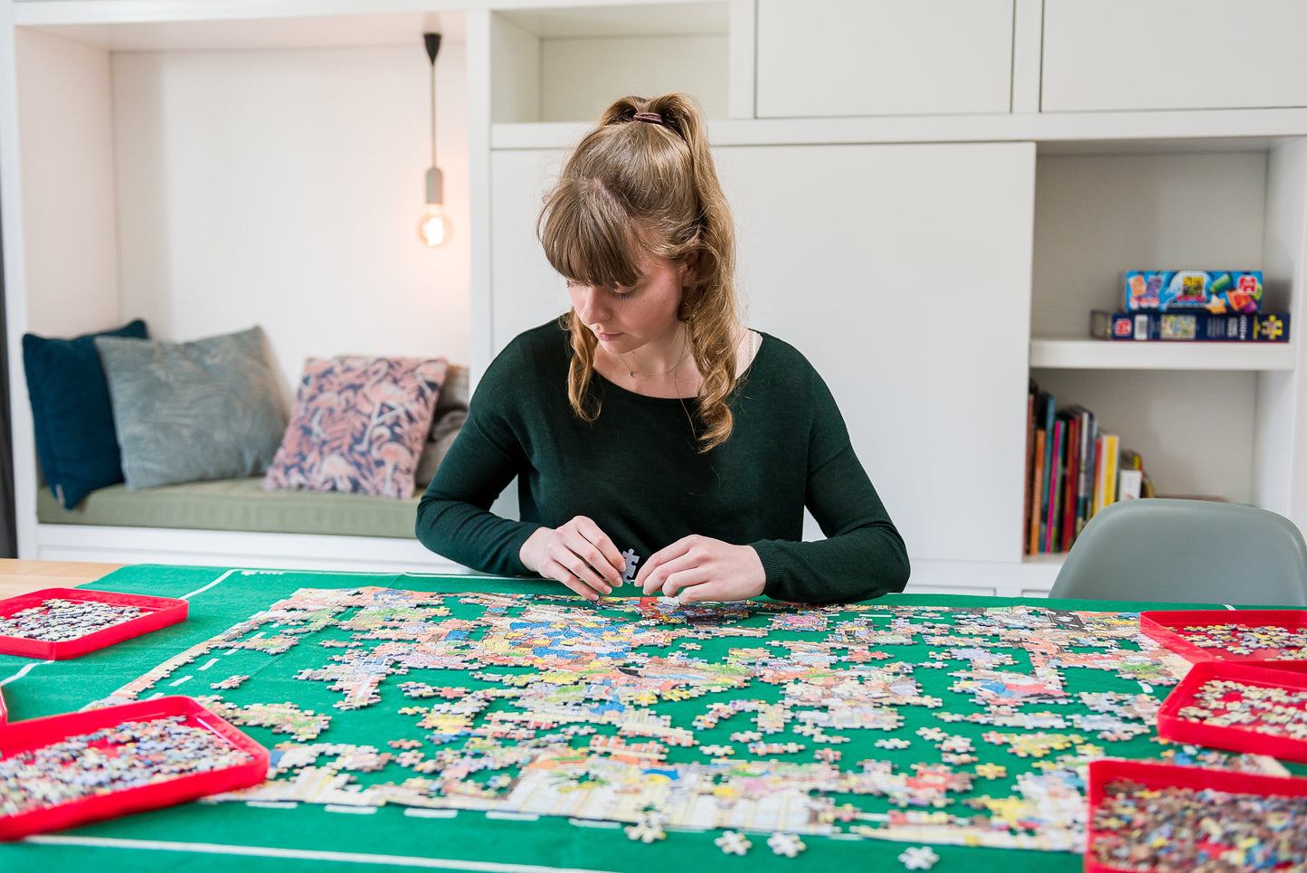 Puzzle Mates - Puzzle & Roll (up to 3000 piece puzzles) - product image - Jumboplay.com