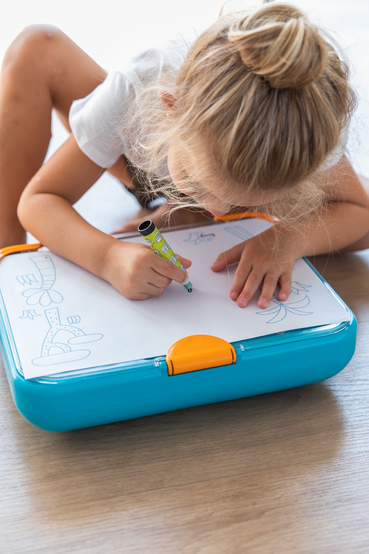 Dessineo NEW Tekenen/Designer NL+FR - product image - Jumboplay.com