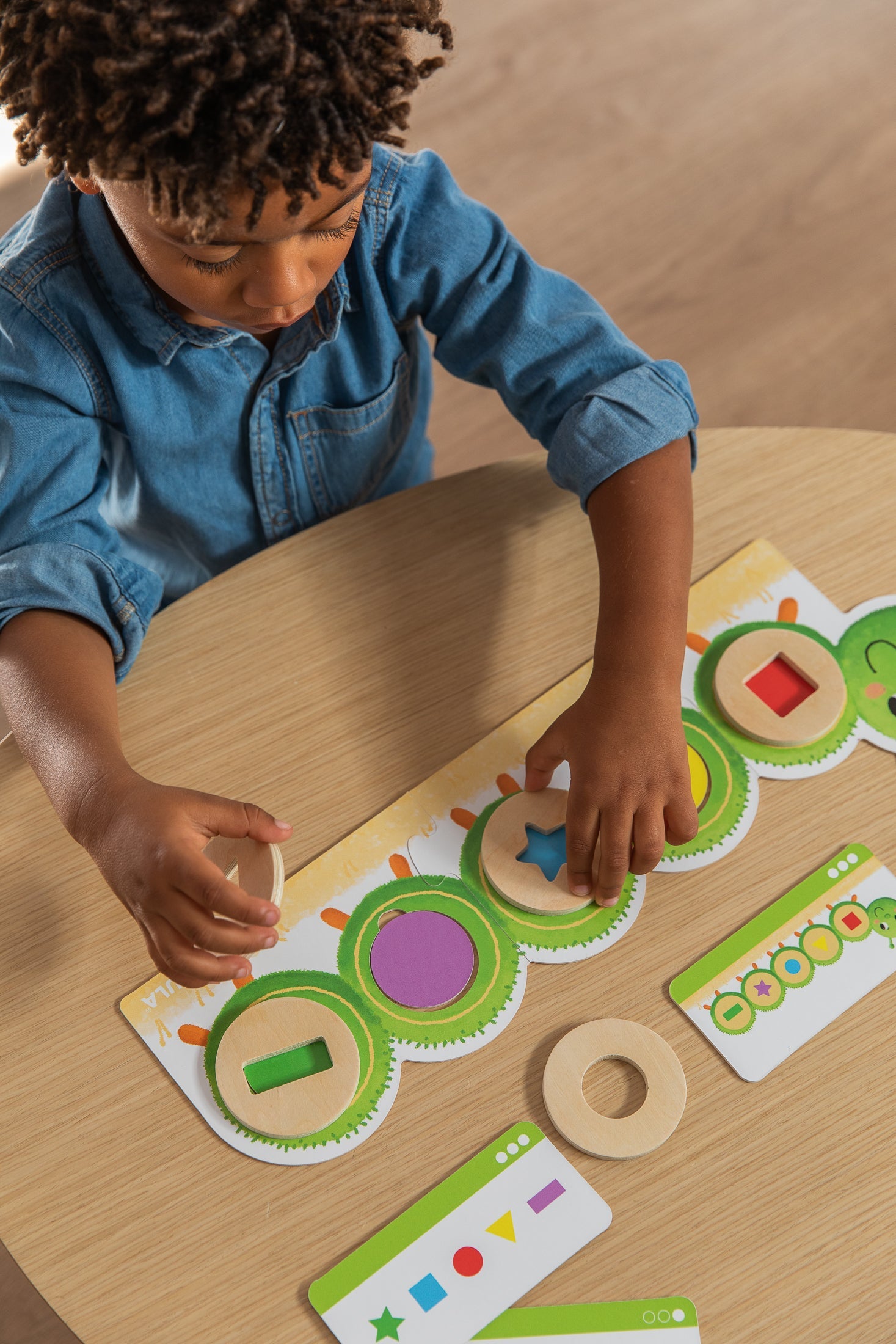 Oli, Shapes and Colors - product image - Jumboplay.com